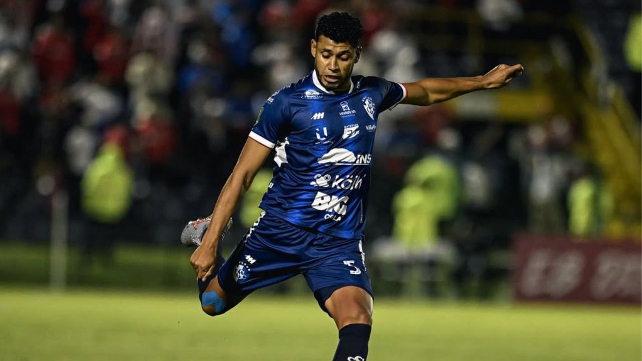 Marcelo Pereira queda libre en Costa Rica y sacude el mercado de la Liga Nacional