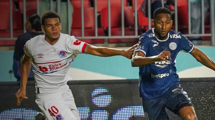 El admirable gesto del Olimpia con Romario Da Silva tras su escalofriante lesión