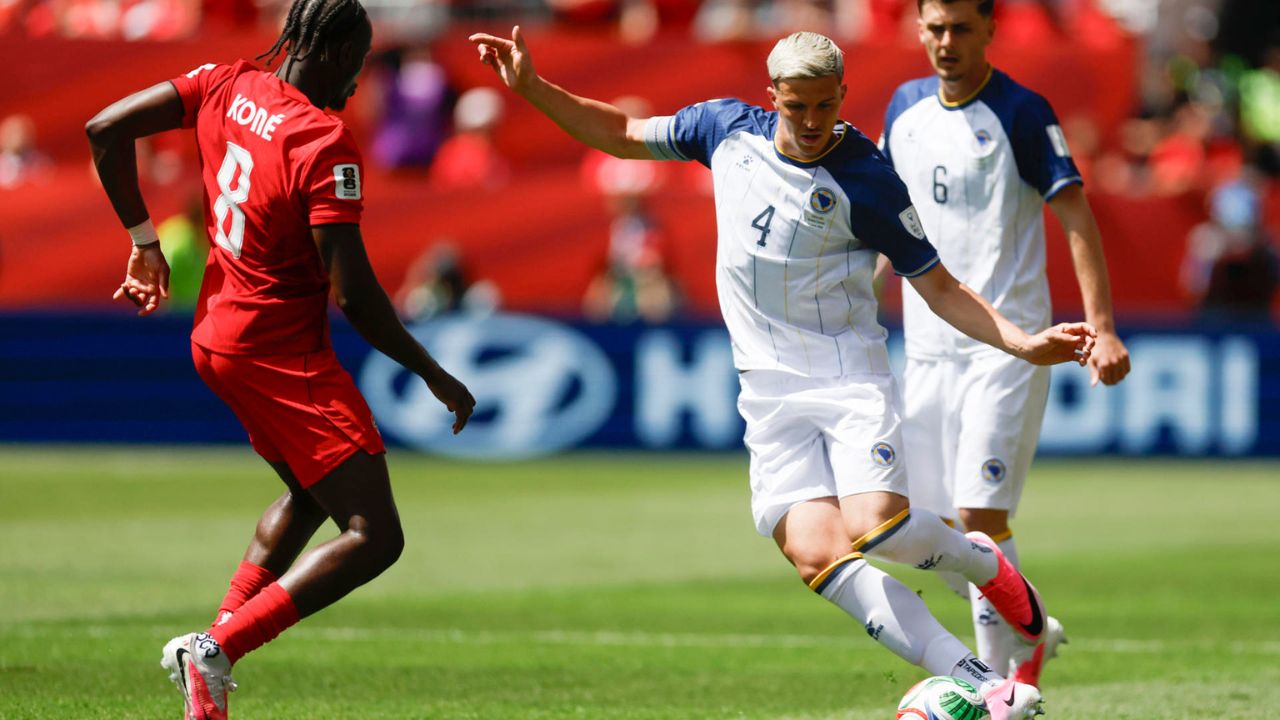 Canadá vs Bosnia EN VIVO hoy: dónde mirar partido, hora, alineaciones