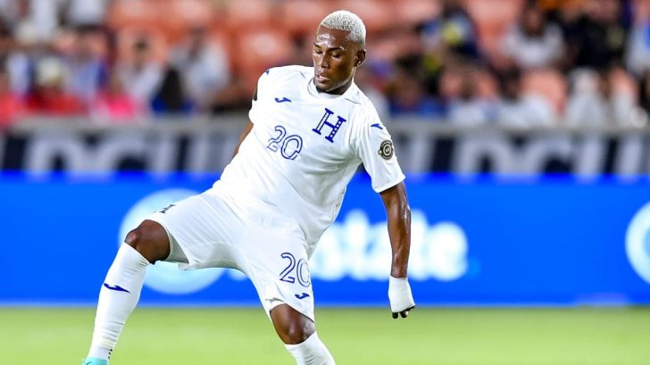 Deiby Flores oficializado como nuevo jugador del Petro de Luanda
