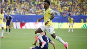 Imagen de Brasil goleó a Escocia y avanza como líder de grupo a la siguiente ronda