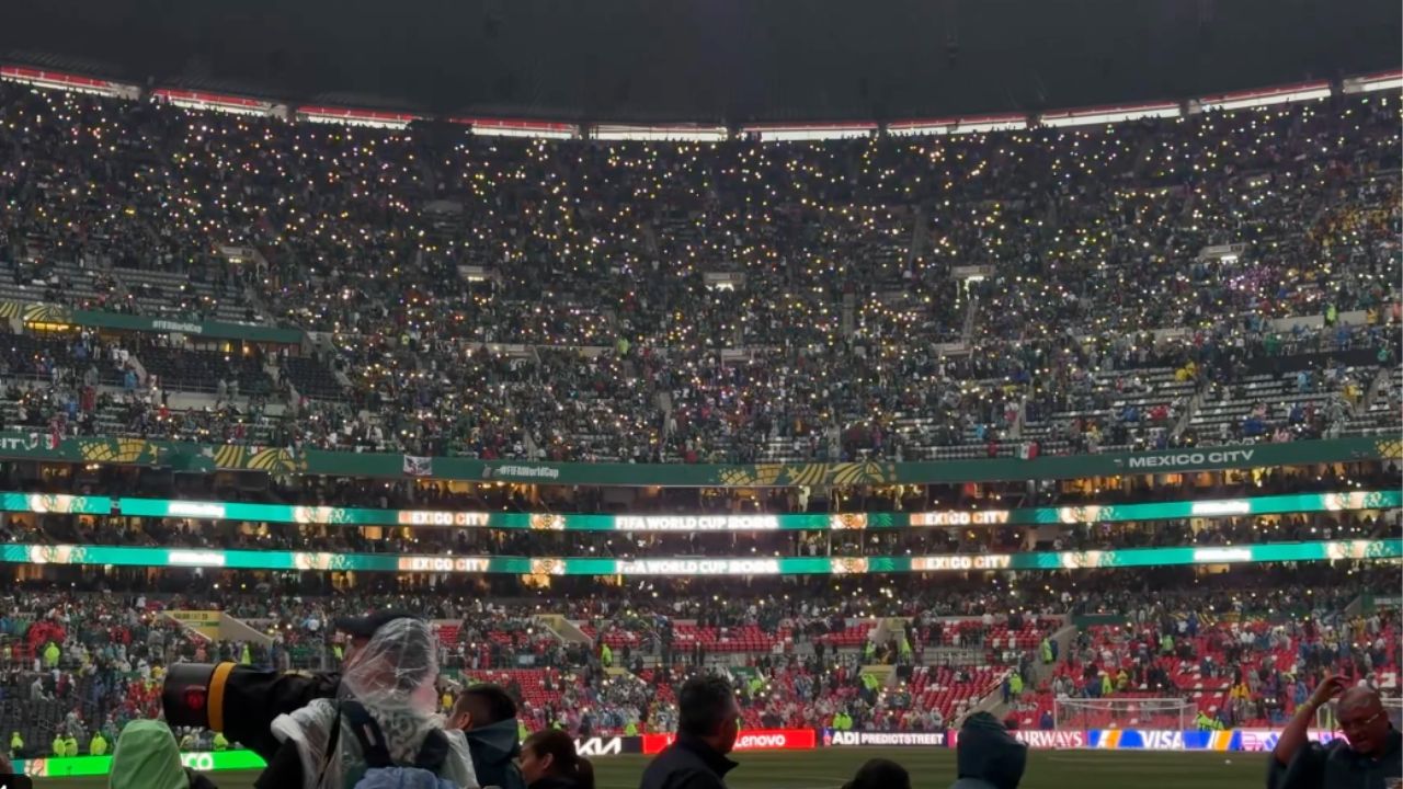 Estadio Ciudad de México apagó sus luces previo al México vs Ecuador