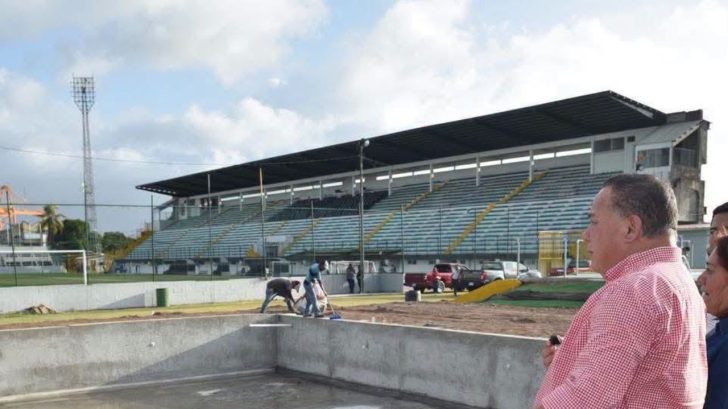Estadio Excelsior de Puerto Cortés cuenta con butacas en sus graderías