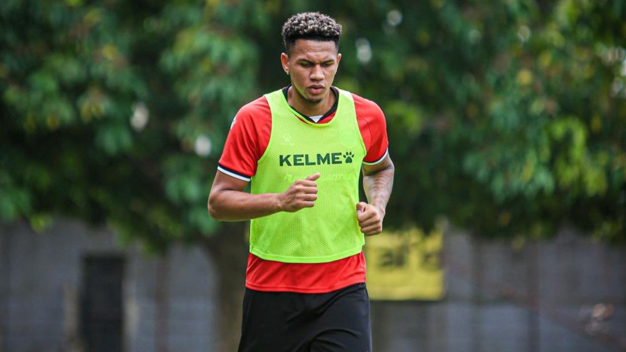 Jack Baptiste se habría negado a regresar al Olimpia de Eduardo Espinel