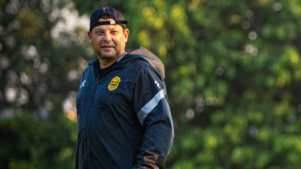 Jeaustin Campos regresa a Honduras y prepara pretemporada del Real España