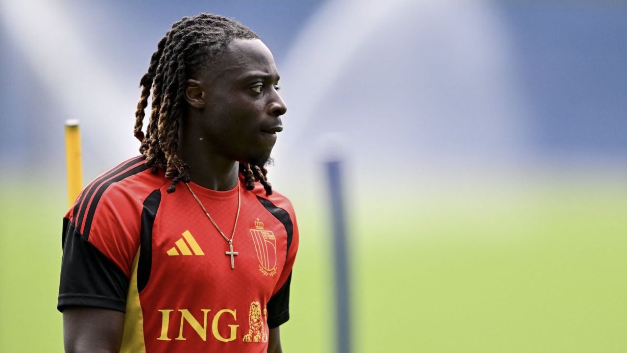Jeremy Doku deja concentración de Bélgica en pleno Mundial por supuesta enfermedad