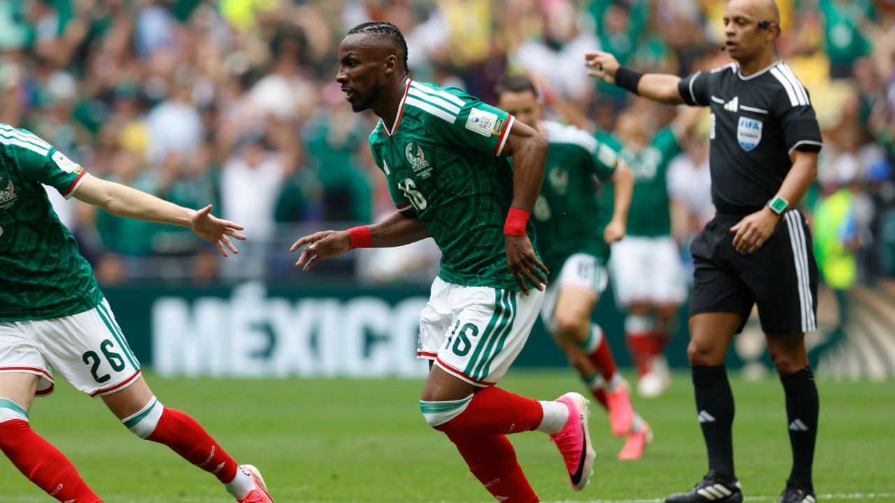 Julián Quiñones hace historia con su gol ante Sudáfrica en United 2026
