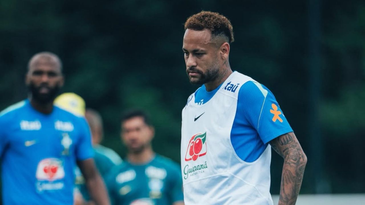 Neymar Junior se integra de lleno en los entrenamientos de Brasil
