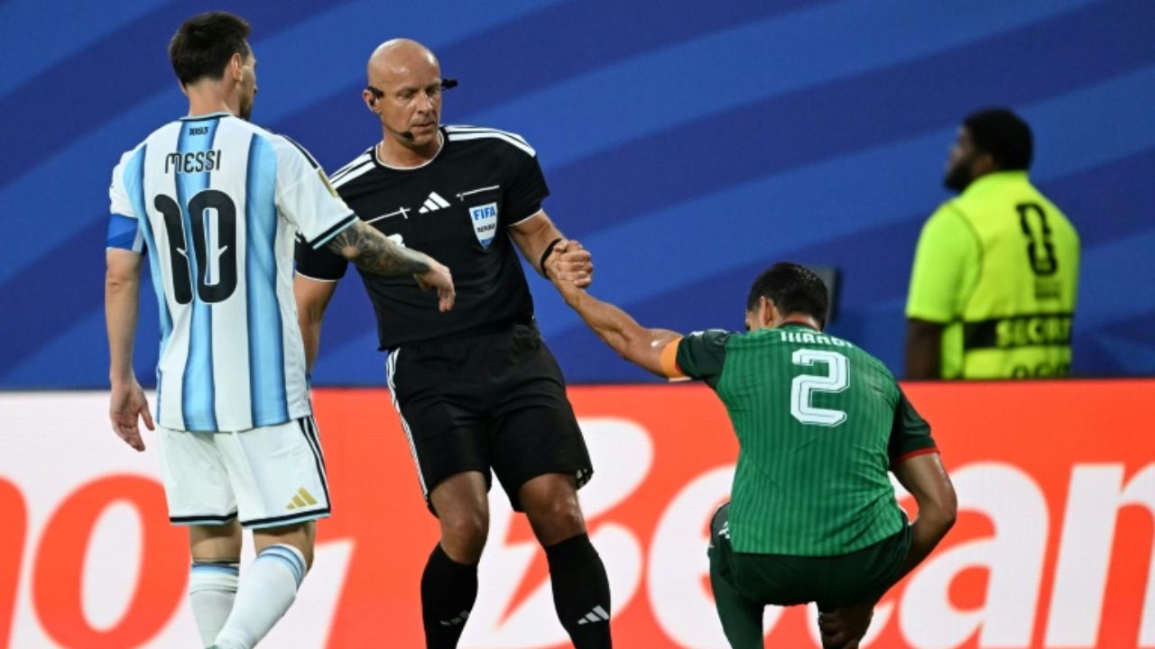 Argelia presenta queja formal y exige la expulsión de Messi tras la goleada ante Argentina