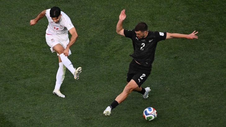 Irán y Nueva Zelanda firman un vibrante y emotivo empate en el Mundial