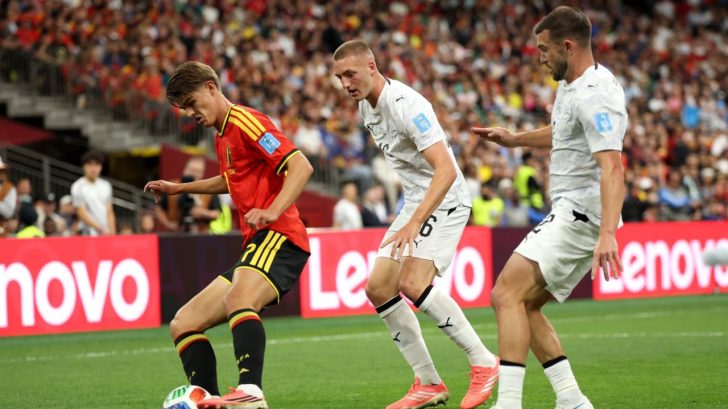 Bélgica aplasta a Nueva Zelanda y sella su boleto a los 16vos de final