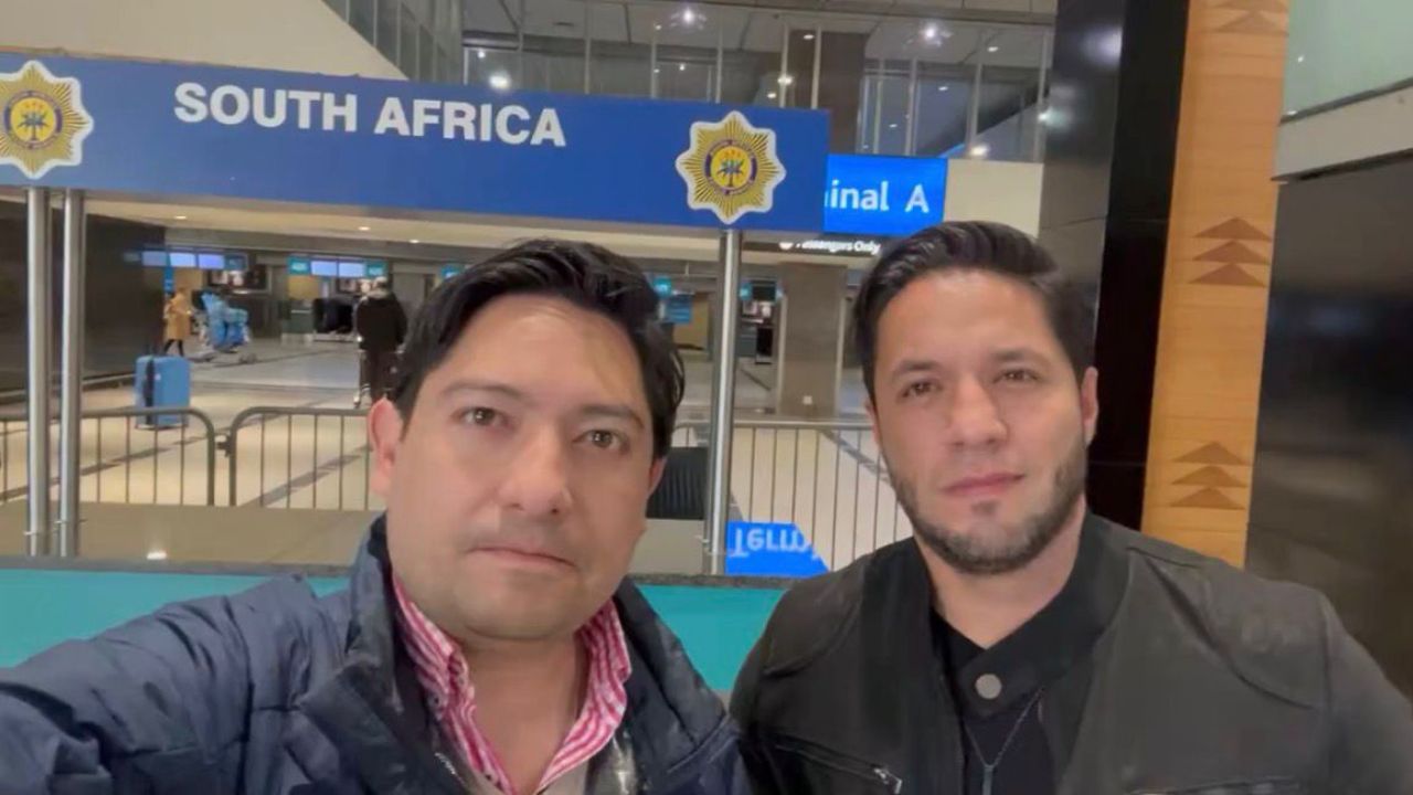 Periodistas mexicanos son liberados tras dos meses arrestados en Sudáfrica