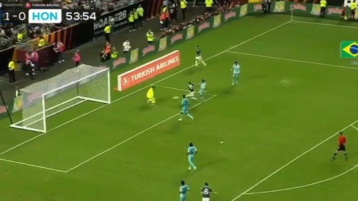 Giuliano Simeone extiende la ventaja de Argentina ante Honduras con un golazo