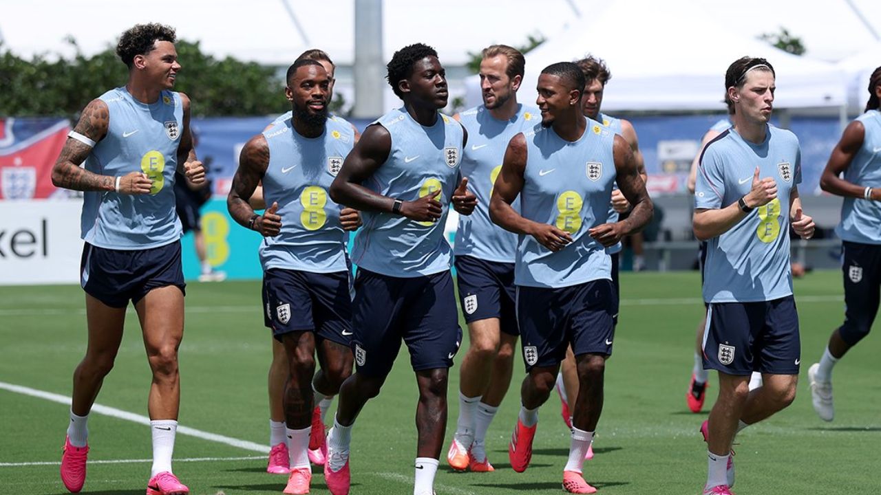 Terremoto sacude a la selección de Inglaterra en plena concentración previo al Mundial