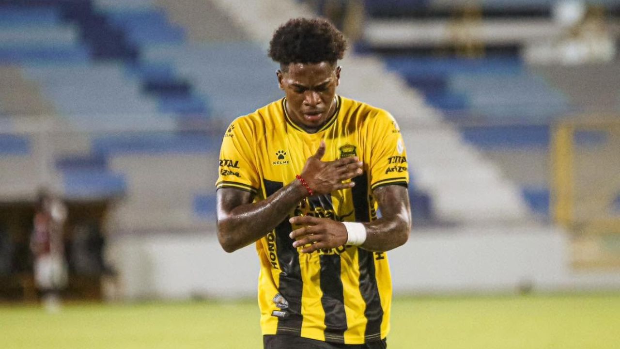 Exón Arzú estaría cerca de llegar al fútbol sudamericano tras paso por Real España