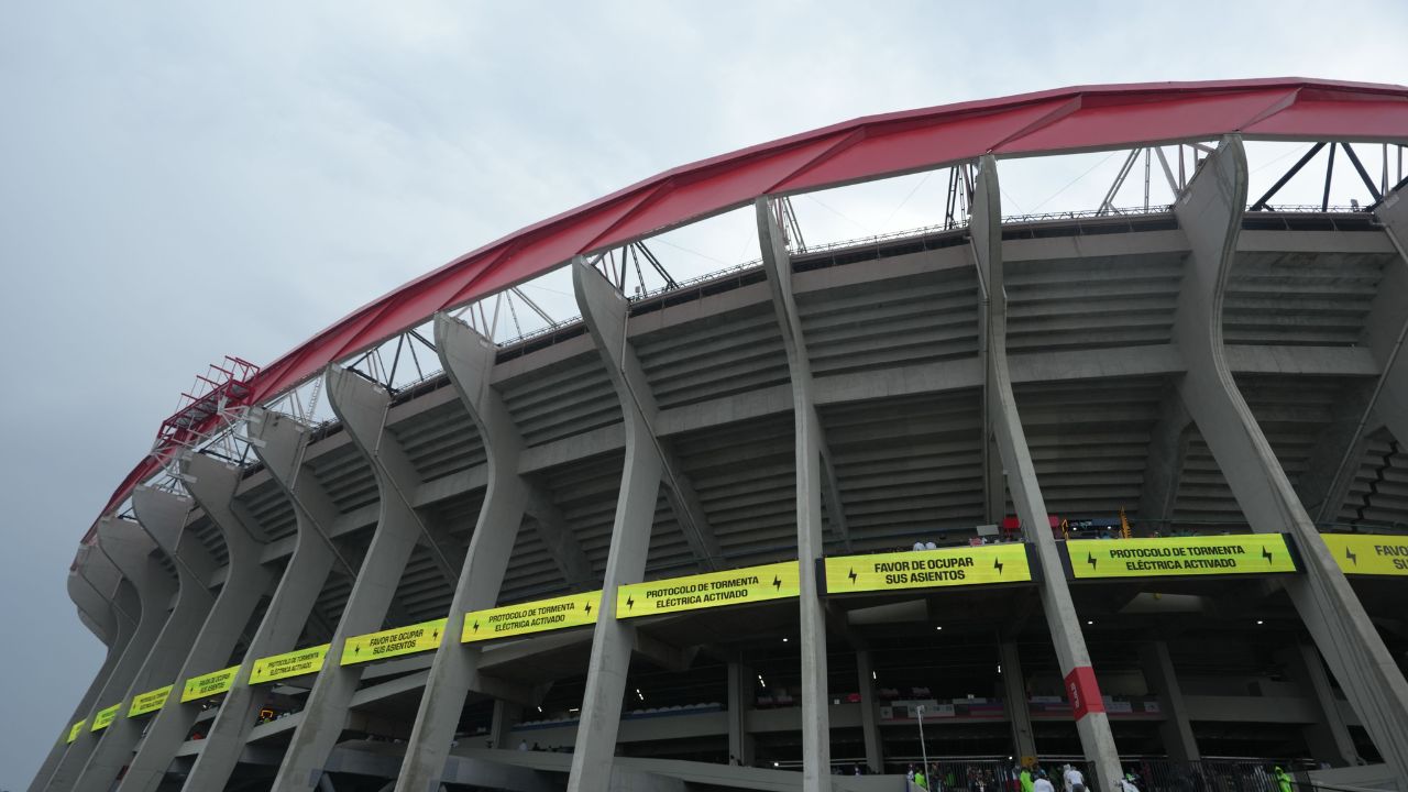 FIFA se pronuncia tras retraso del partido México vs Inglaterra
