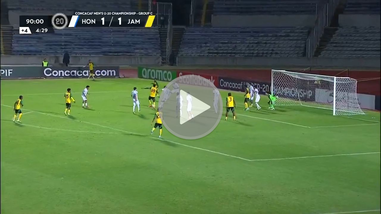 El gol de Brandon Bent con el que Jamaica venció a Honduras