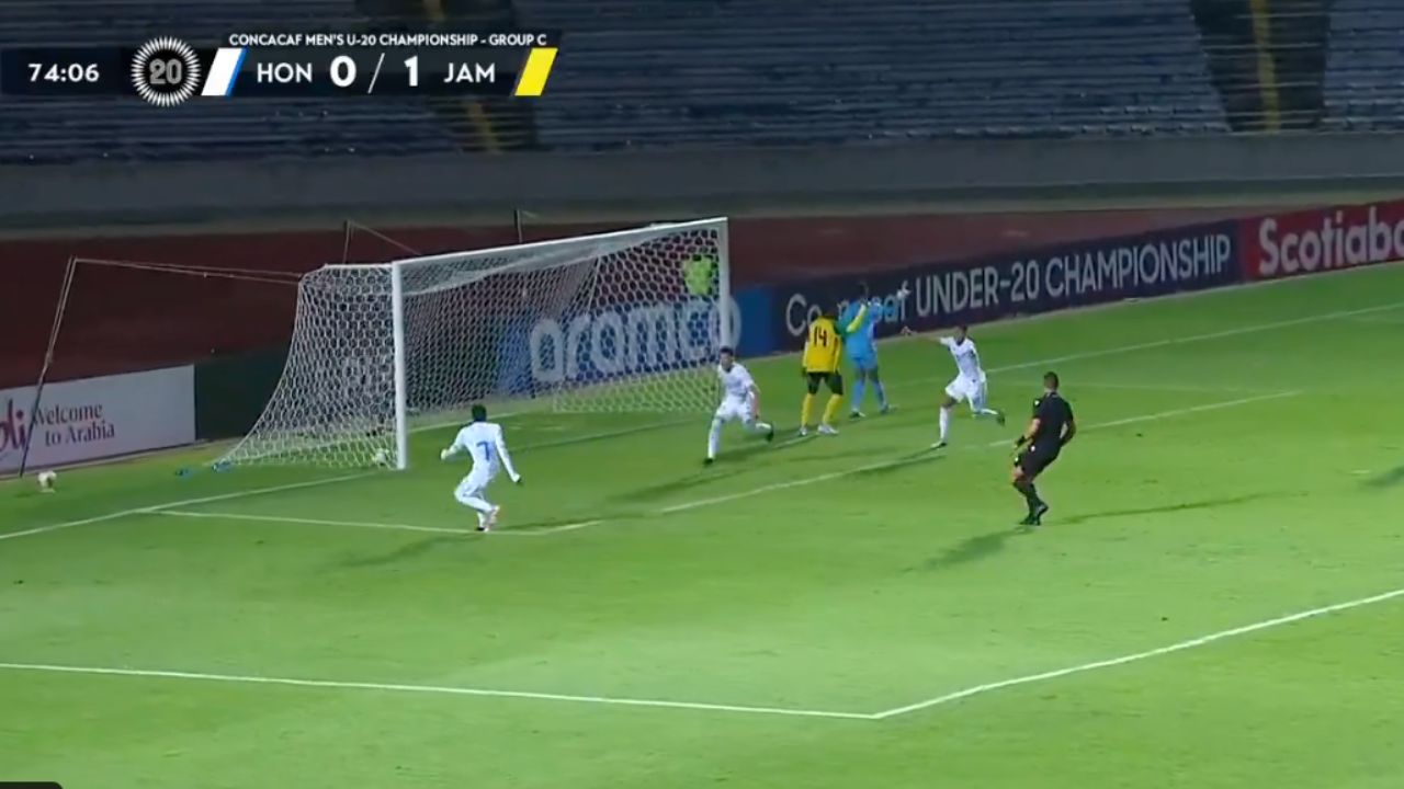 Así fue el golazo con el que Honduras le empató a Jamaica