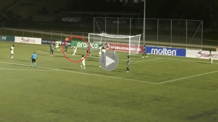 Jonathan Moya anota golazo de chilena para sellar triunfo de Motagua
