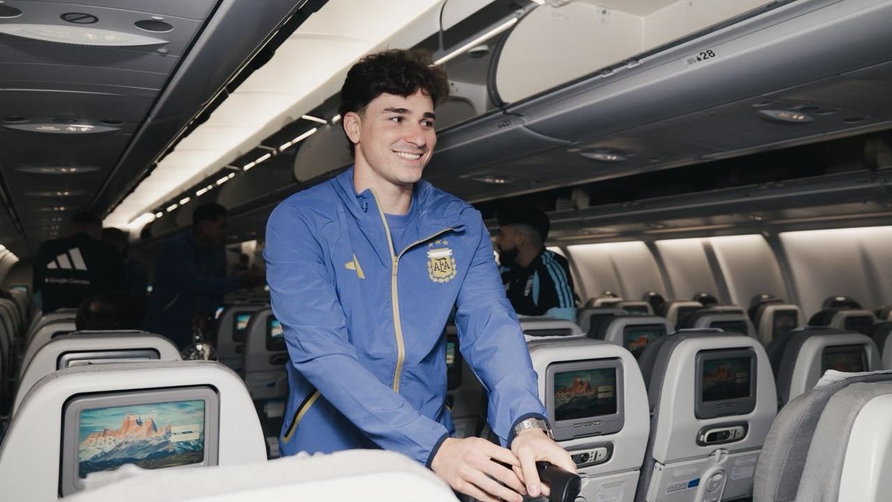 Julián Álvarez podría dejar España y marcharse a la Premier League