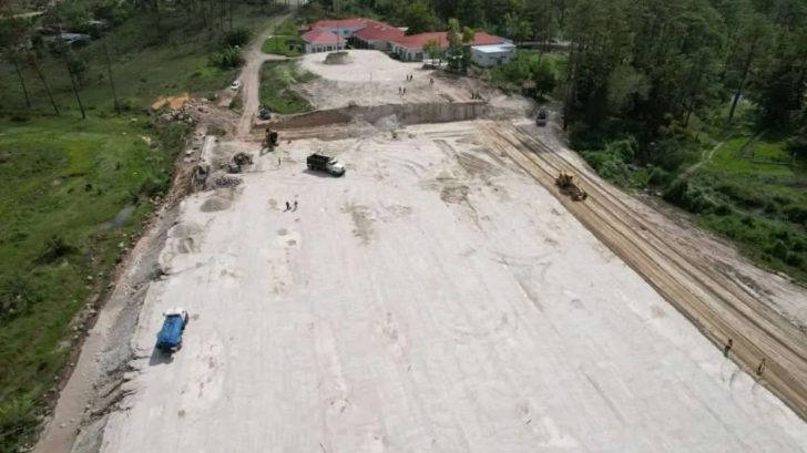La novedosa cancha de primer mundo que construye la FFH en Siguatepeque
