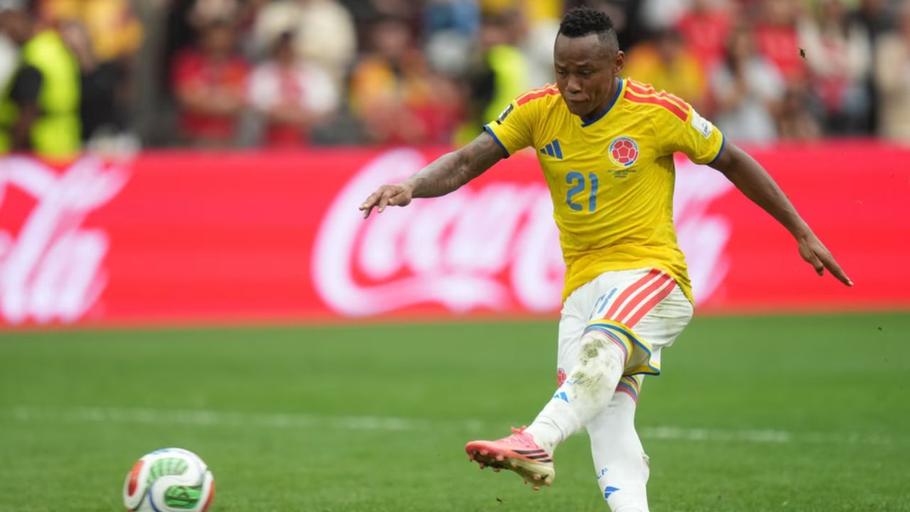 Jugador de Colombia denuncia amenazas a su familia tras eliminación del Mundial