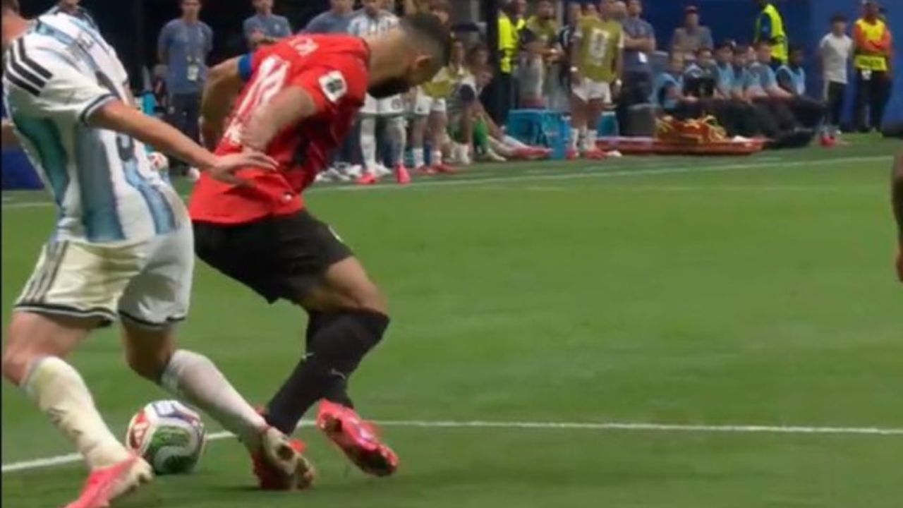 El supuesto penal no señalado a favor de Egipto en duelo ante Argentina