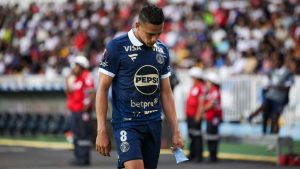 Imagen de Denis Meléndez podría recibir dos partidos de castigo tras manotazo a Edwin Rodríguez