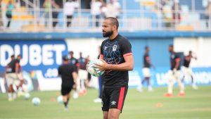 Edrick Menjívar es invitado a jugar en otro equipo de la Liga Nacional