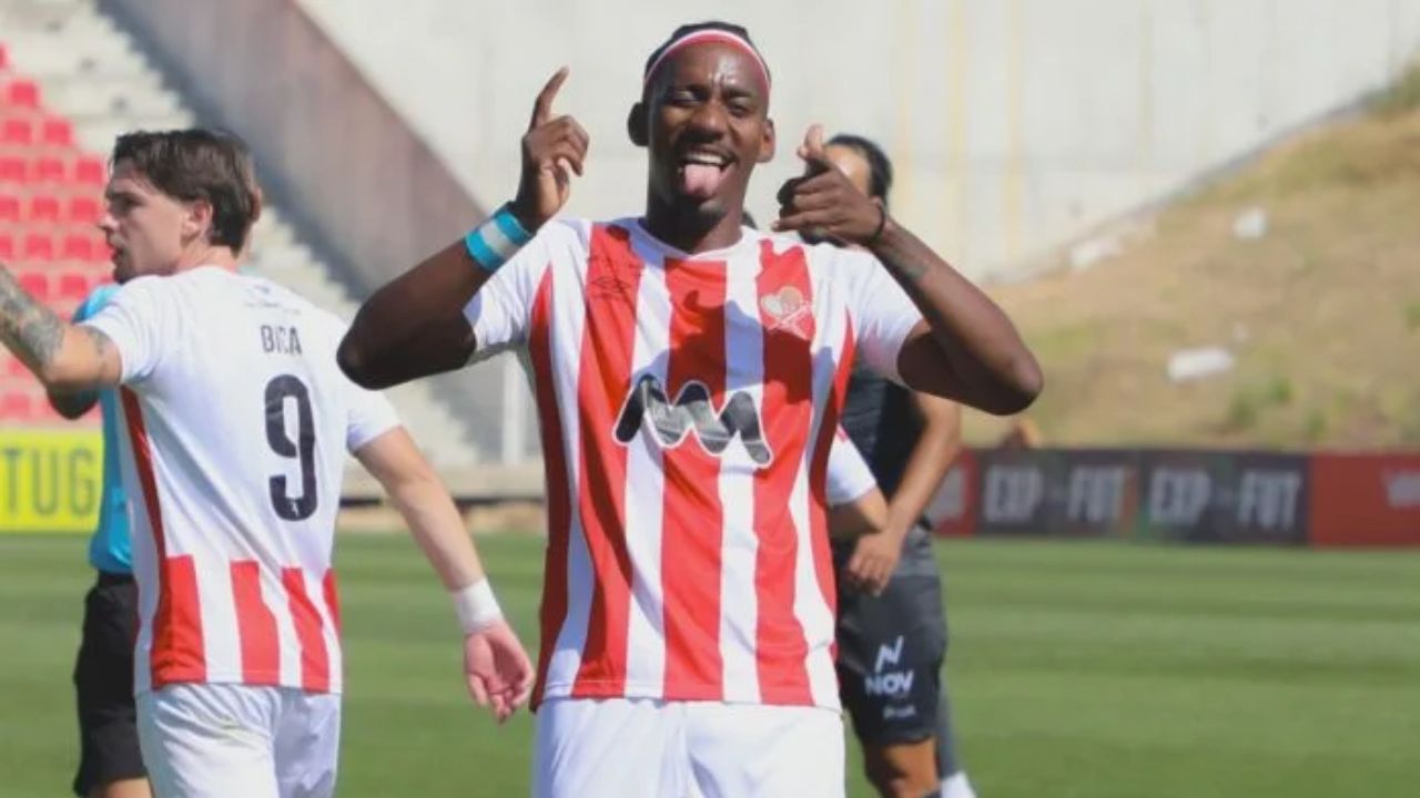 Bryan Rochez empieza la temporada marcando gol con el Leixões SC de Portugal