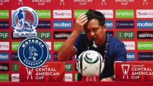 Imagen de Entrenador de Cartaginés confunde a Motagua con Olimpia en conferencia