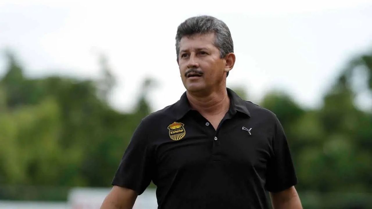 Mauro Reyes asumirá como técnico interino de Real España tras renuncia de Campos