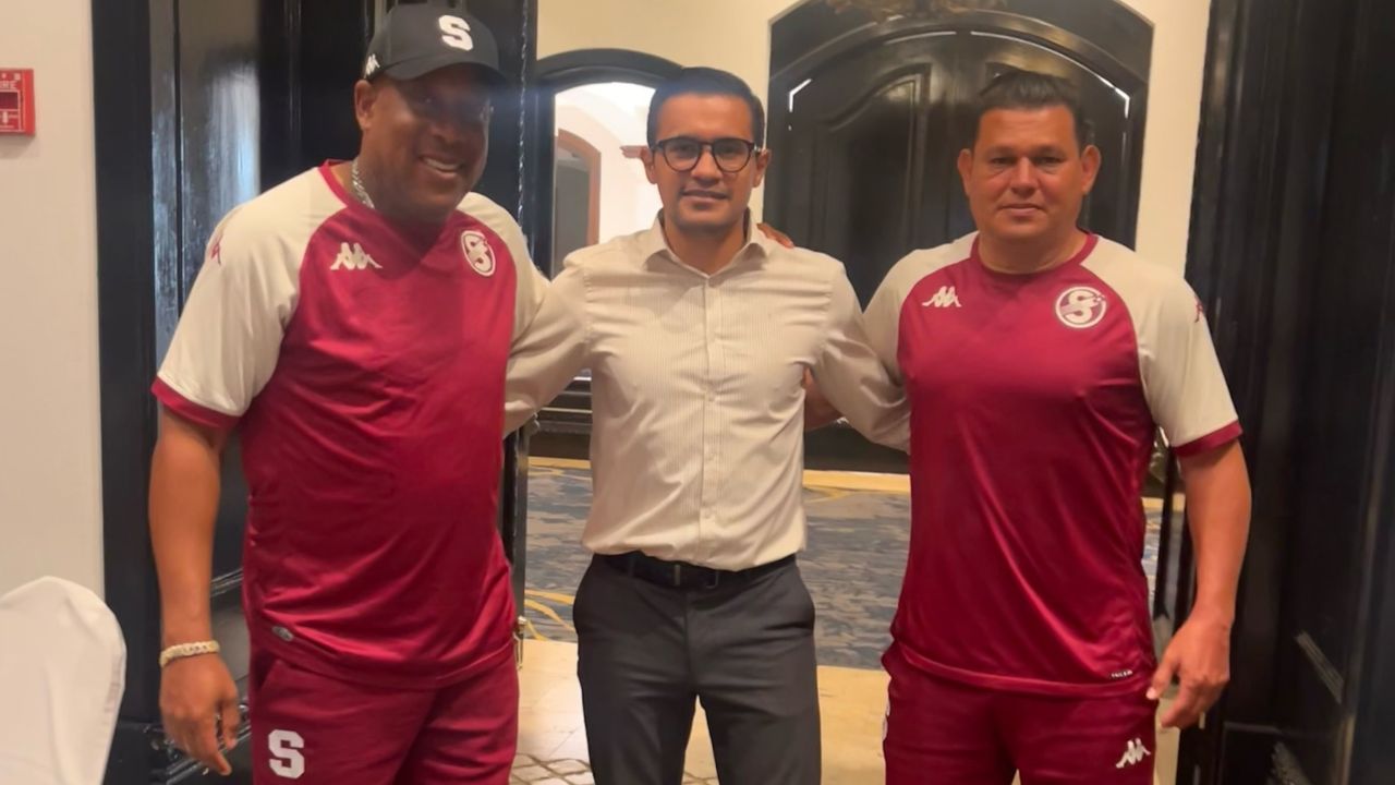 Roger Rojas sorprendió en el hotel de Saprissa antes del Clásico ante el Olimpia