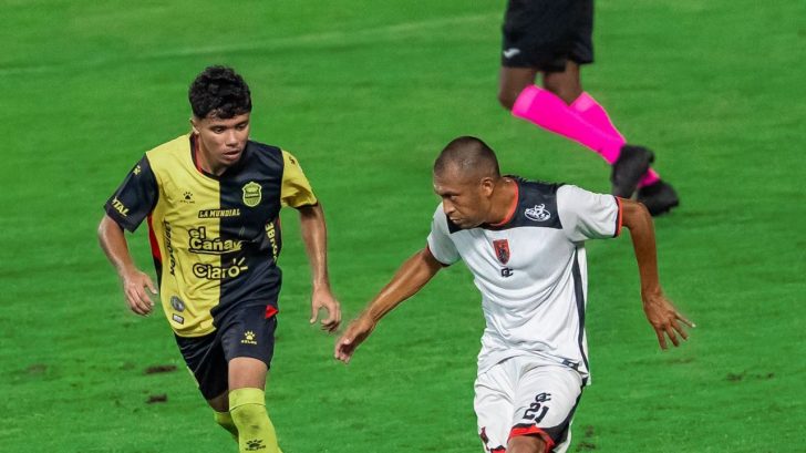 Real España consigue sufrido empate ante un combativo Independiente