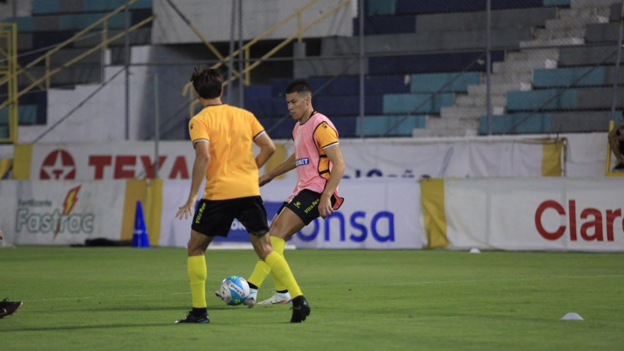 Real España confirma la salida de Juan Capeluto del equipo