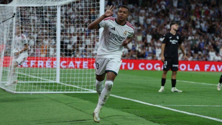 Real Madrid goleó al Real Sociedad con primer Hat Trick de Mbappé