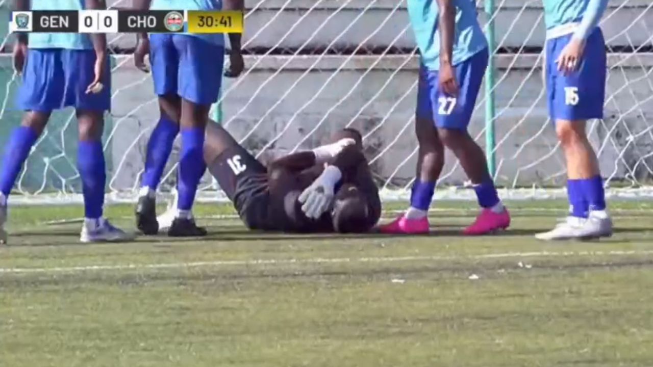 Ronaldo Balanta se lesiona tras atajar penal ante Choloma