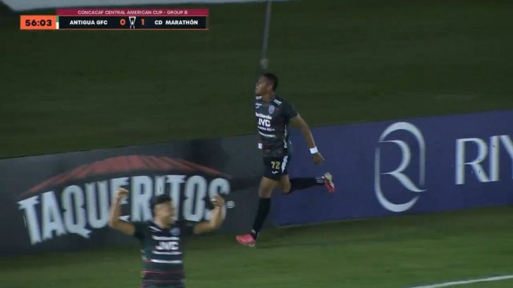 Yairo Moreno anota su primer gol con la camiseta de Marathón ante Antigua