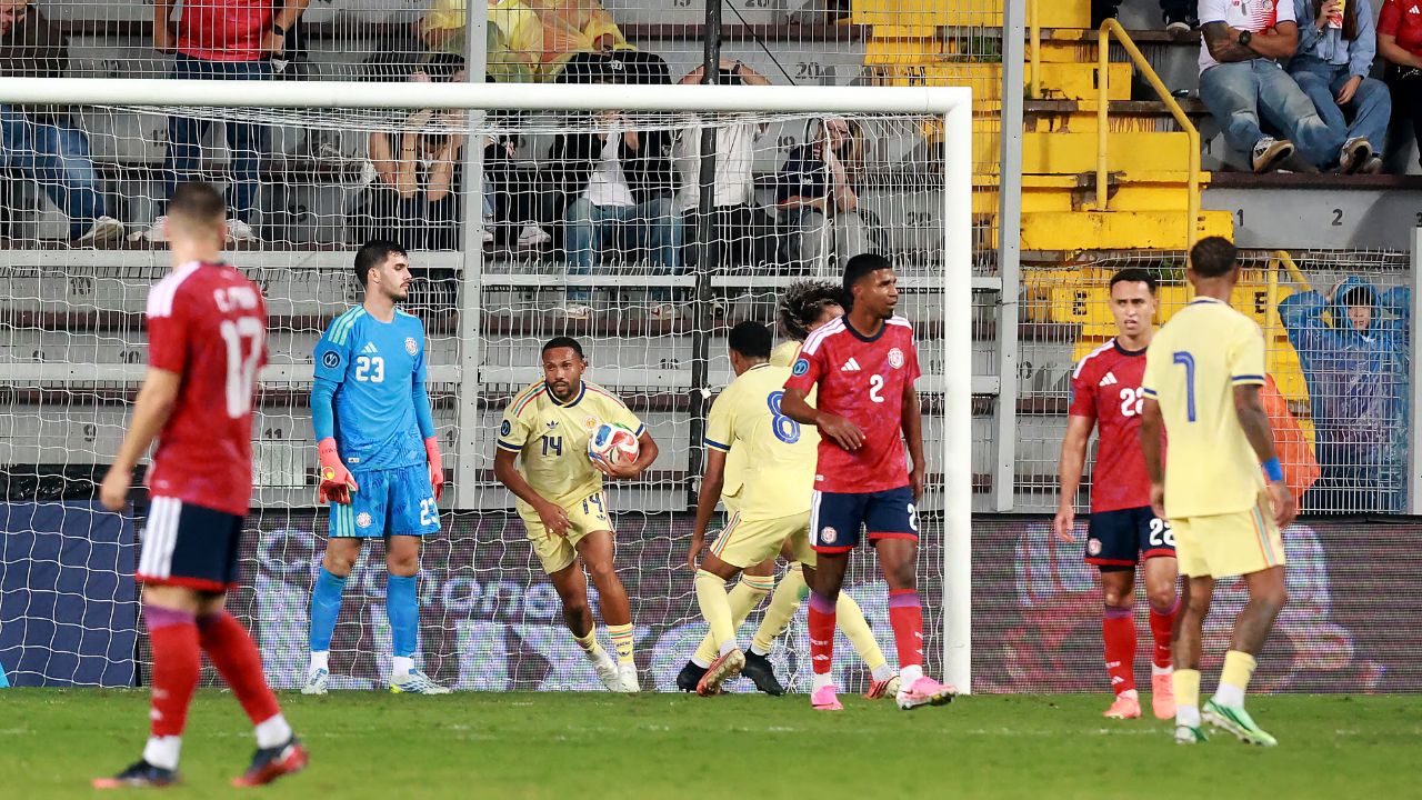 Afición de Costa Rica humilla a su selección tras derrota ante Curazao