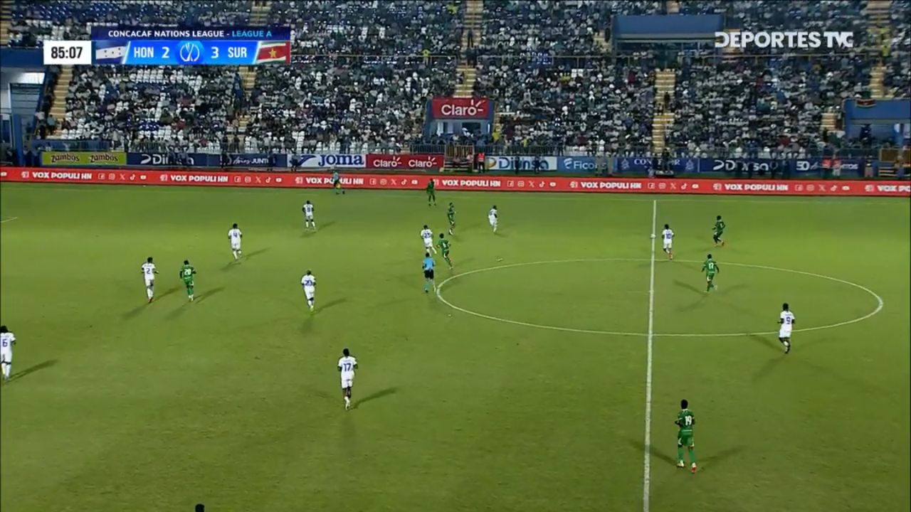 Afición le gritó olé a la Selección de Honduras tras remontada de Surinam