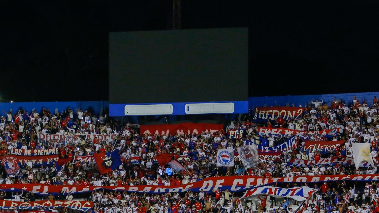 Revelan lo que le pasó a la pantalla del estadio Nacional Chelato Uclés