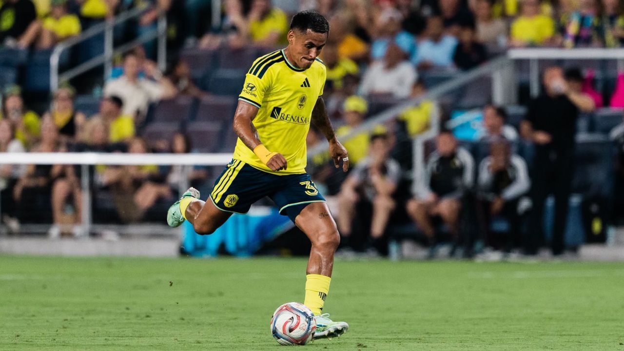 Andy Najar destaca en victoria del Nashville ante Toronto