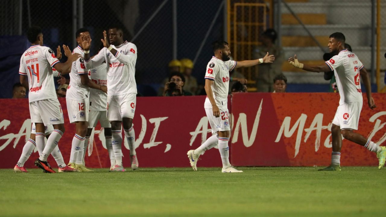 Honduras domina el once ideal de los cuartos de final de la Copa Centroamericana