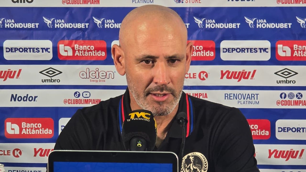 Eduardo Espinel revela el diagnóstico de Edwin Rodríguez y confirma decisión tras goleada