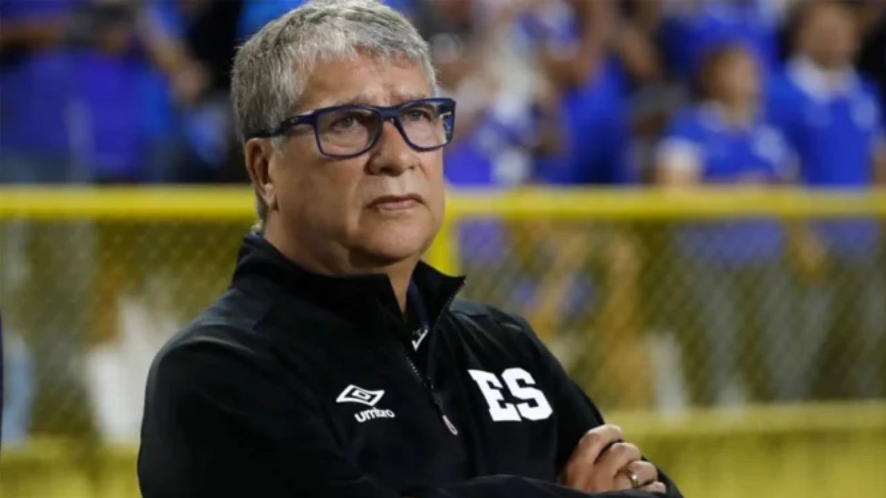 Hernán Bolillo Gómez pone en duda su puesto en El Salvador tras goleada ante Guatemala