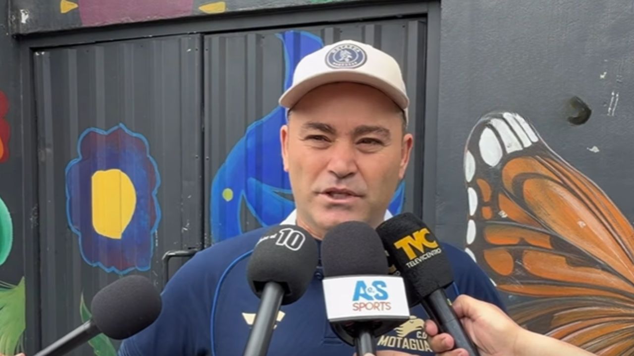 Javier López critica dos canchas en la Liga Nacional y confirma baja contra Independiente