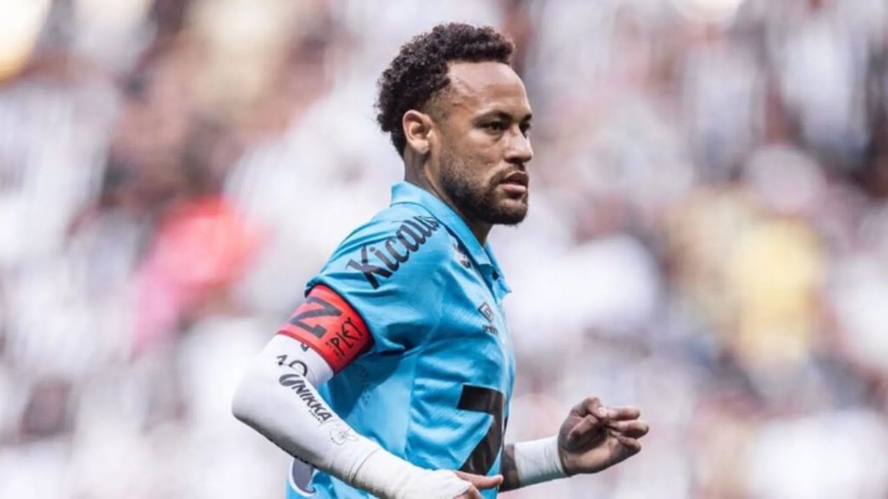 Neymar se niega a jugar a los próximos partidos del Santos y le echa la culpa al césped sintético