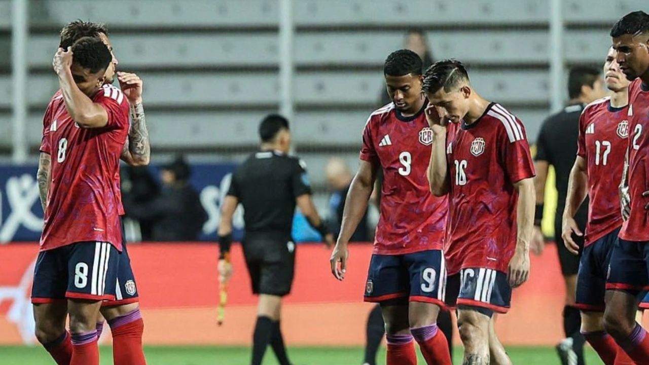 Selección de Costa Rica podría cambiar de técnico tras fracaso ante Curazao