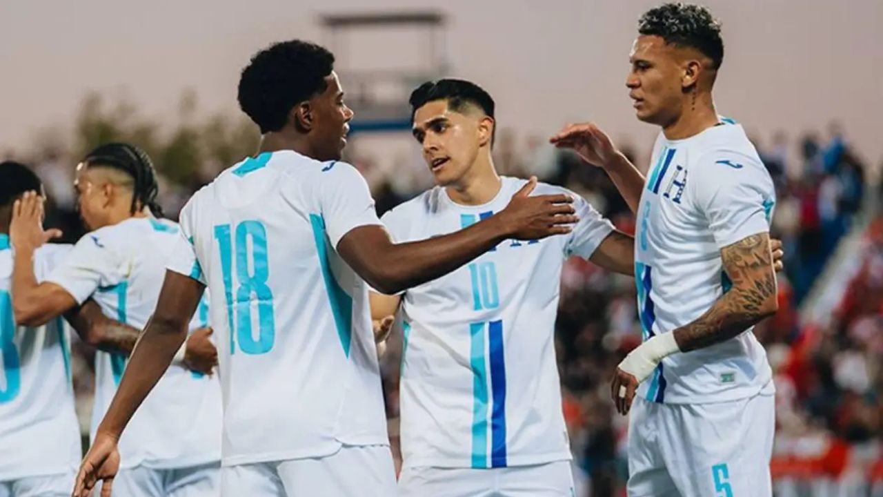 La Selección de Honduras y José Francisco Molina alistan la lista para la Nations League