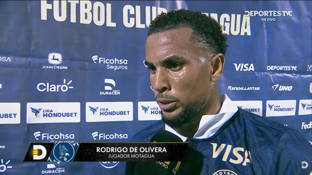 Rodrigo De Olivera emociona al anunciar que espera un bebé